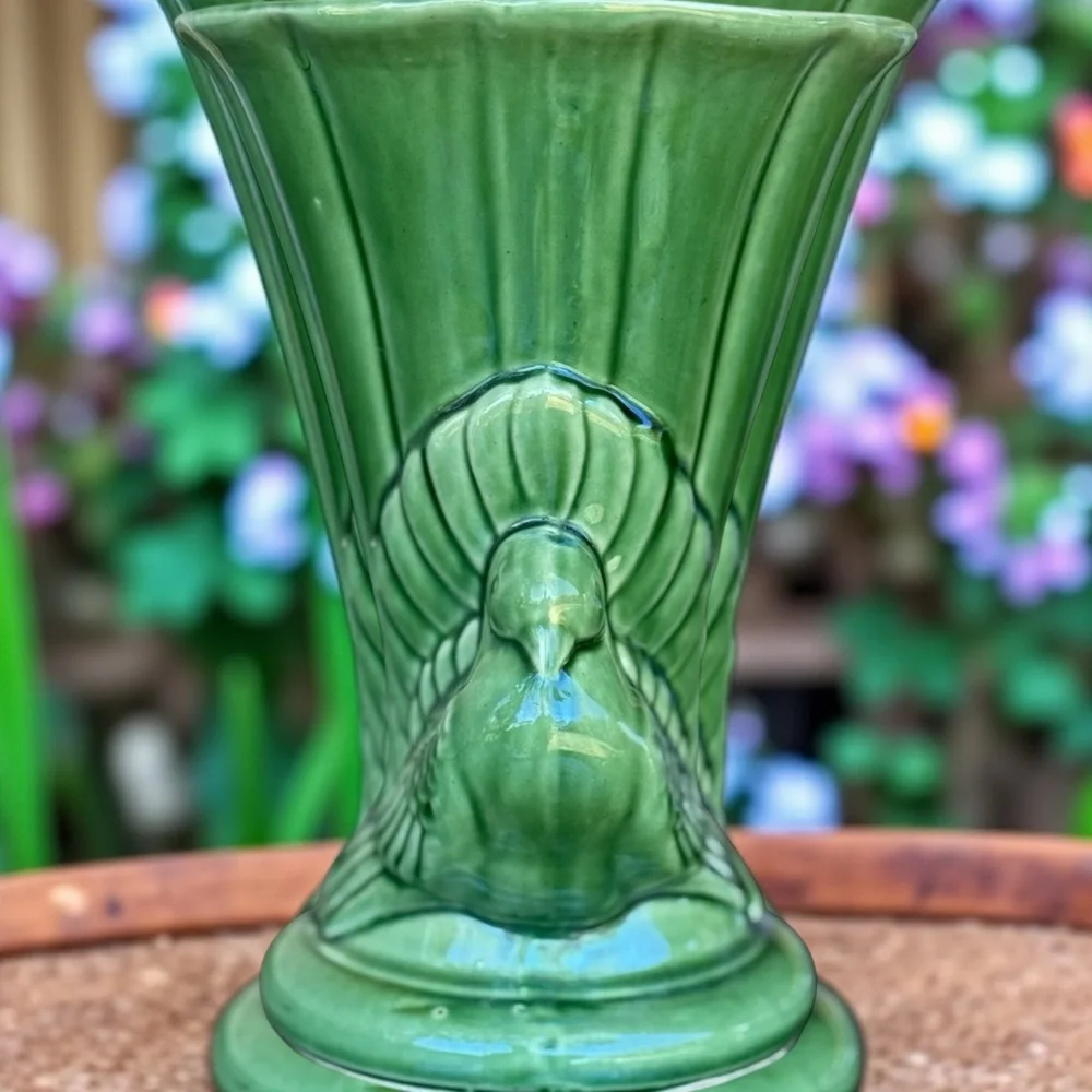 Vintage Shawnee Pottery Double Dove Green Vase Mid Century 1940s